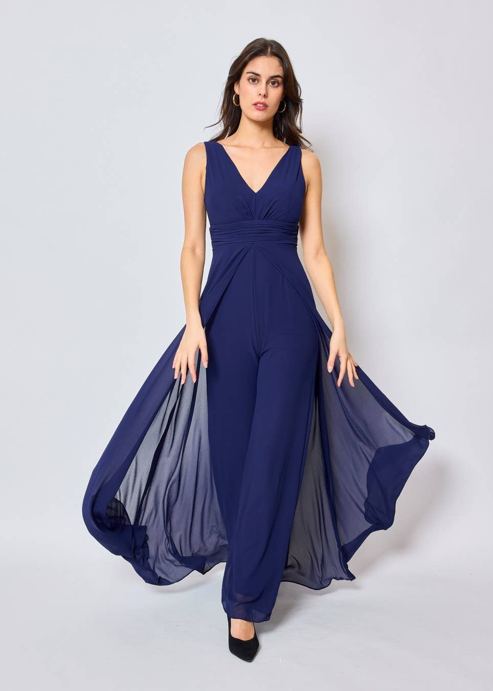 R1451 - Jumpsuitkleid mit tiefem V-Ausschnitt