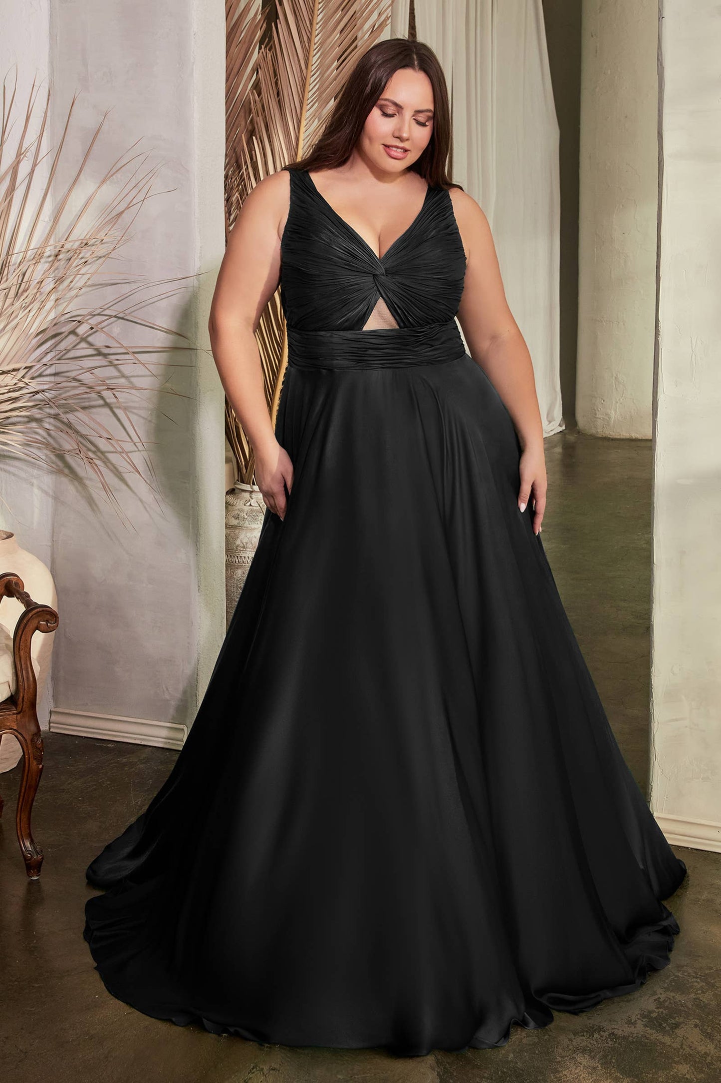 A-LINIENKLEID AUS SATIN MIT SCHLÜSSELLOCH