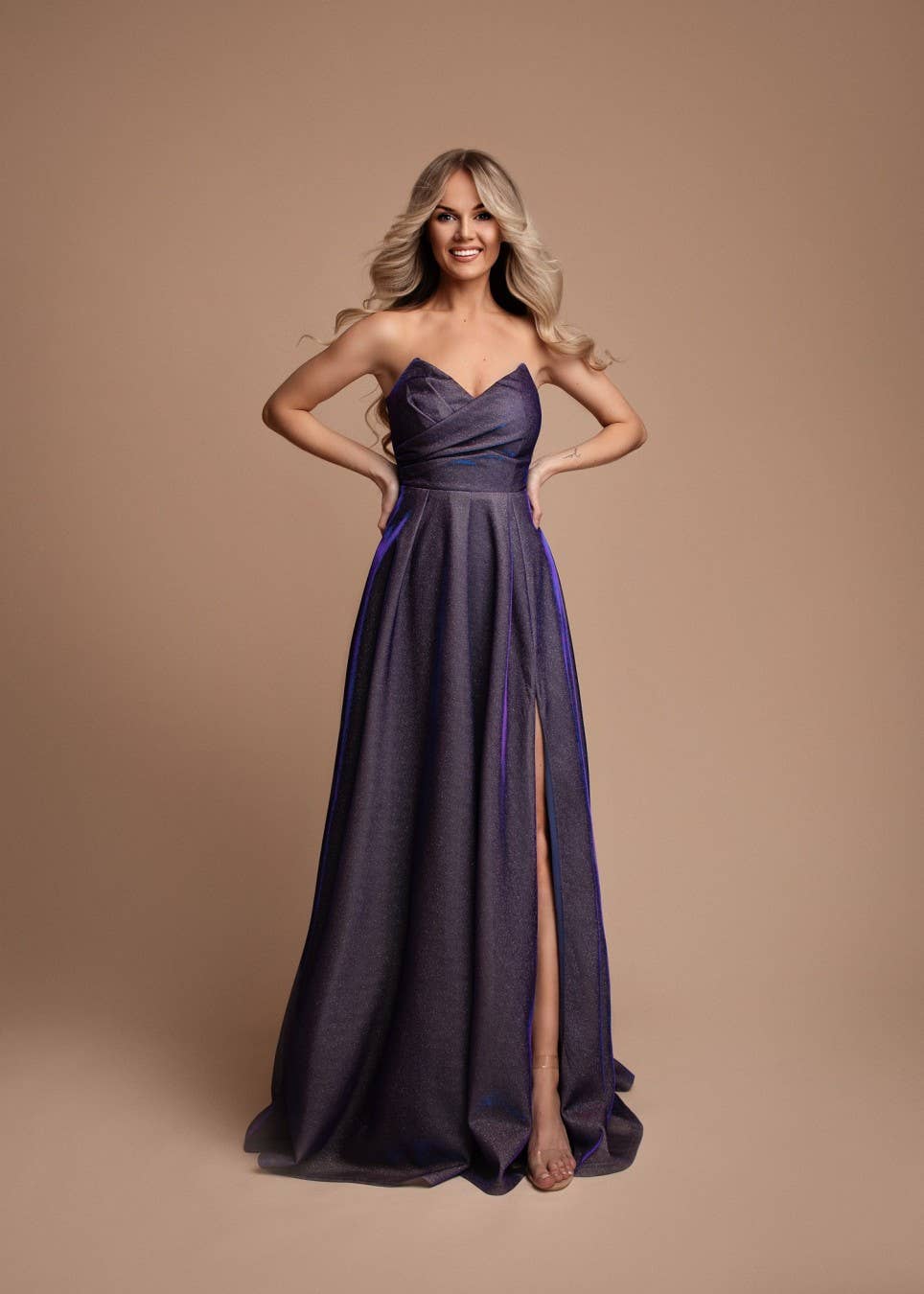 HM2443 - Elegantes trägerloses langes Kleid