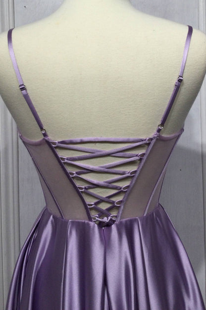 A-LINIENKLEID AUS SATIN MIT BRUSTVERZIERUNG