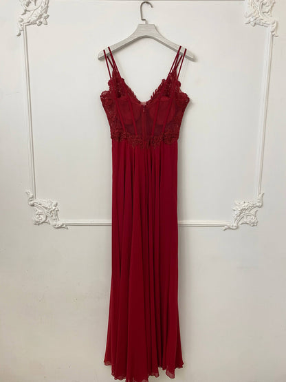 Langes Abendkleid mit Spitze und Riemen R1854